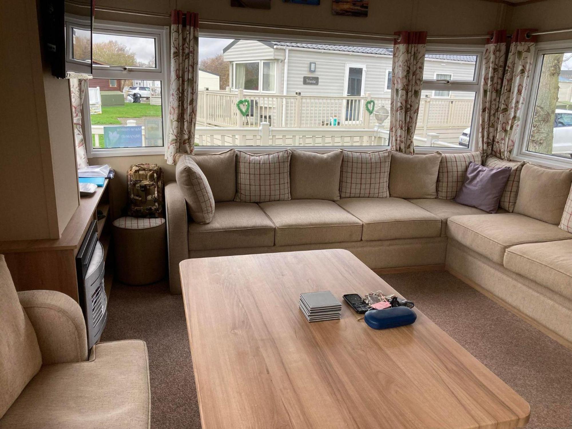 Lovely 6 Berth Caravan With Decking At Carlton Meres In Suffolk Ref 60058M Саксмундхэм Экстерьер фото